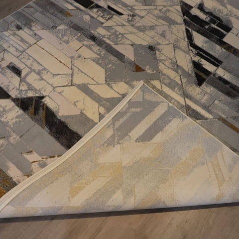 Vintage Rugs beige color