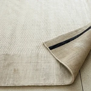 Mesh Pattern Bordered Carpet