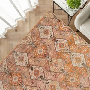 Traditional Diamond Patterned Carpet